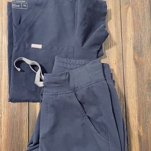 FIGS navy scrub set XXS/T and XS!